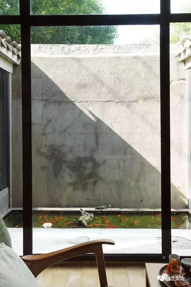 金卡戴珊赤贫风豪宅,卡戴珊的赤贫风豪宅