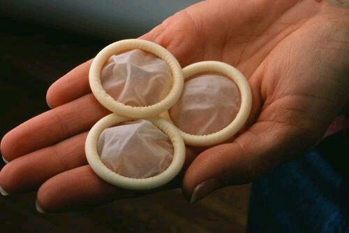 很多人认为安全套是干坏事的保障,安全套真的能防止所有性病吗?