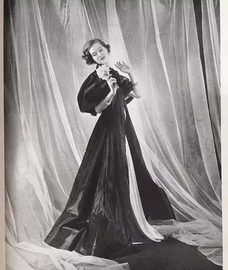 她守着时尚界一个大秘密,直到去世的20多年后才被世人知晓