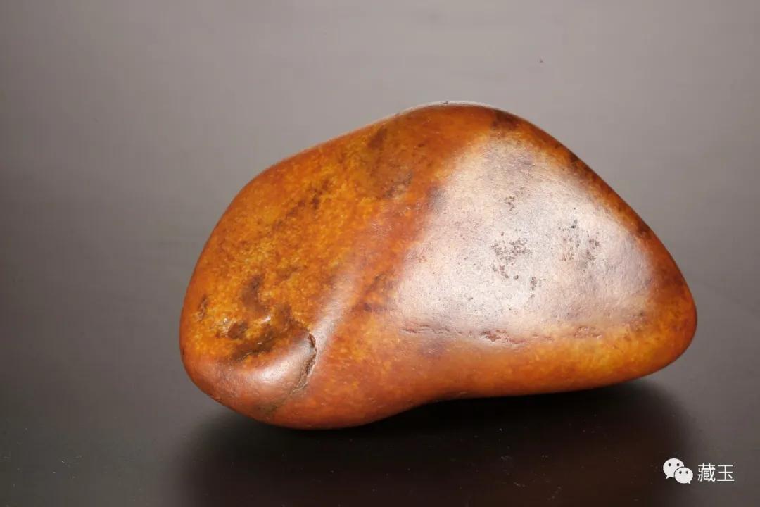 买到假的和田玉了怎么处理,买到假皮色的和田玉能报警吧