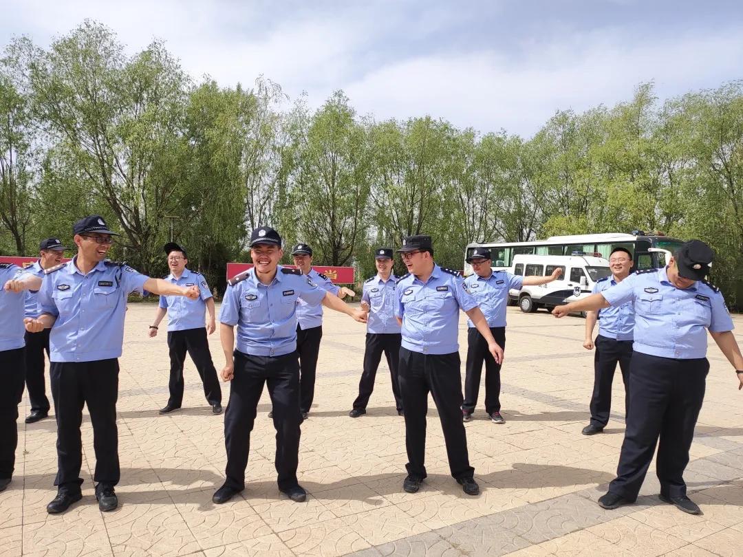 鍑濆績鑱氬姏璀﹁惀鏂囧寲,鐩戠嫳璀﹀療鎶楃柅绮剧