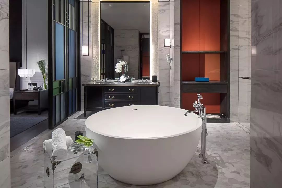 索菲特酒店颜值巅峰之作,《流浪地球》男主吴京都去佛山打过卡