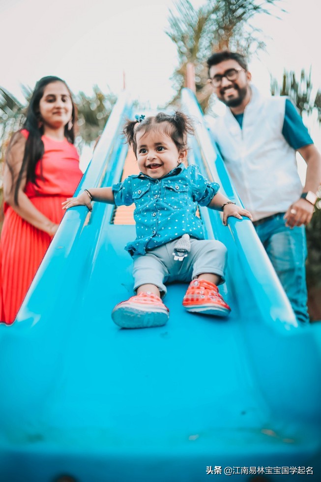 好听的孩子起名大全,小宝宝出生应该取什么名字更好听