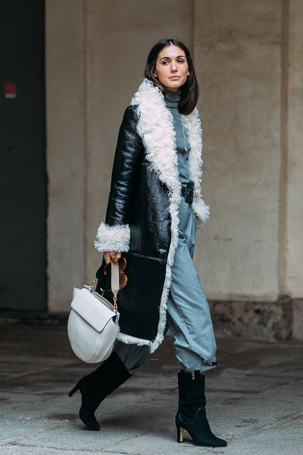 四五十岁的女人穿衣别装嫩,四五十岁的妈妈打扮非常好看