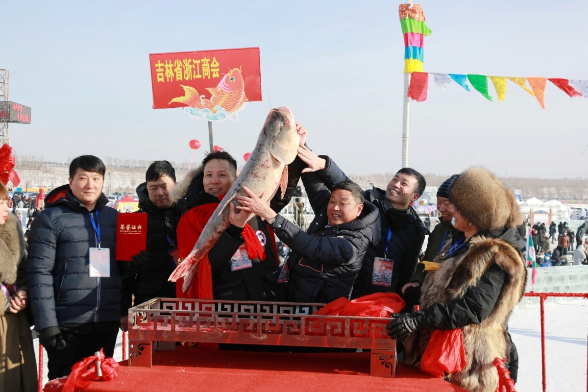 一网捞上2450公斤大黄鱼,一网打捞出957万的鱼