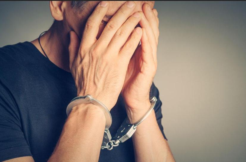 堂哥吸*毒冰**、赌博，还殴打父母，如何才能把他直接送去强制戒毒？