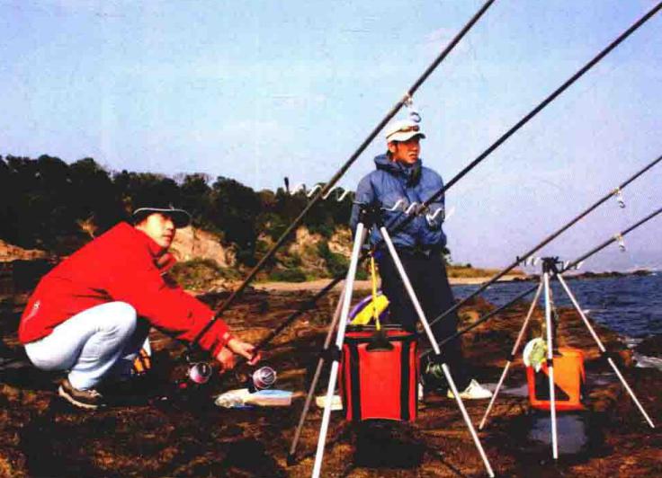 「日本专业海钓入门投钓书籍」熟练钓友投钓钓点海礁