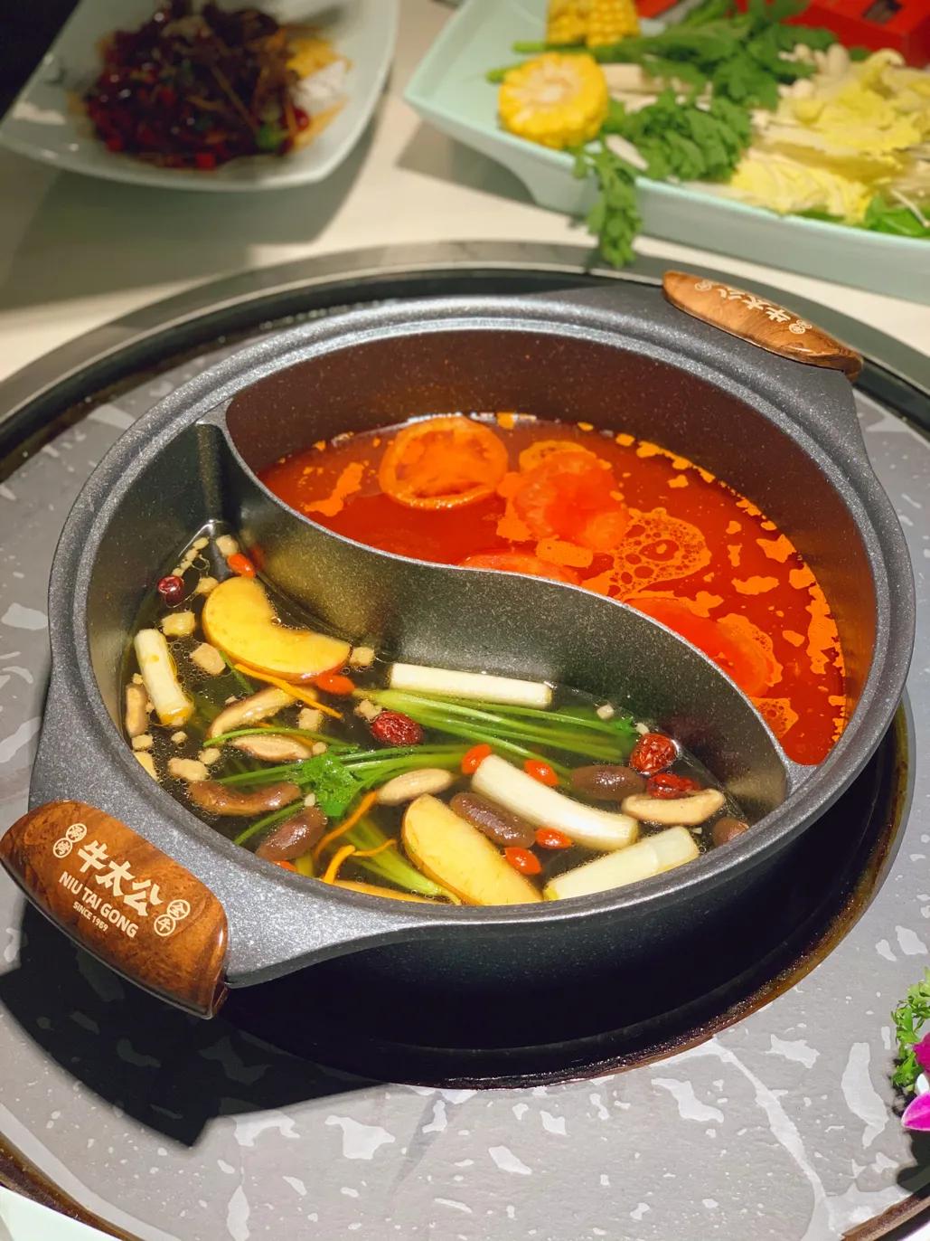 牛身上哪几种肉做火锅好吃,清汤黄牛肉涮烤一体是真牛肉吗