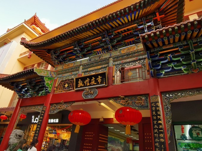 敦煌博物馆东方甄选看世界讲解,敦煌艺术馆游玩攻略