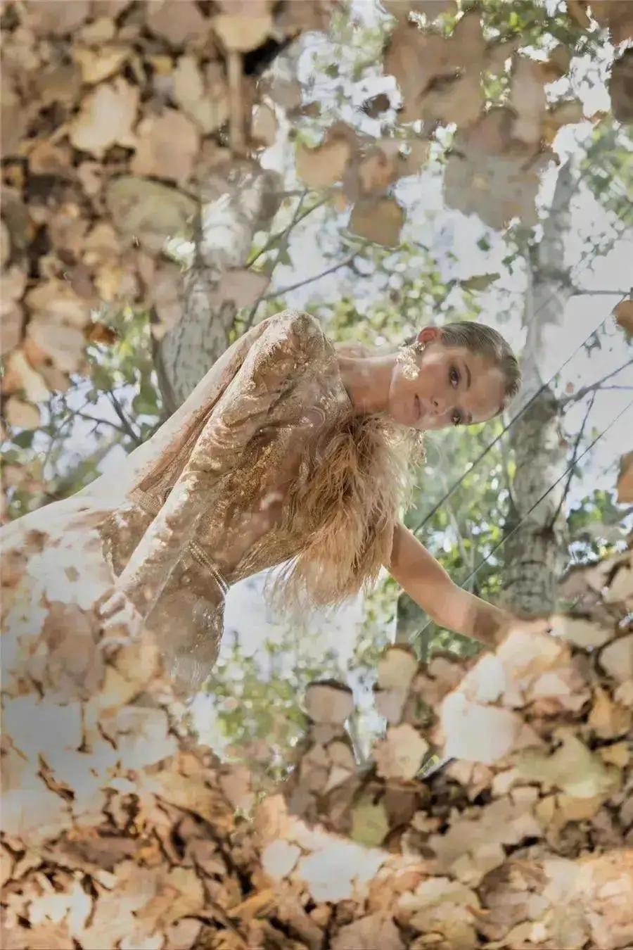 黎巴嫩爆炸发生后，巩俐章子怡的挚爱无声落泪……