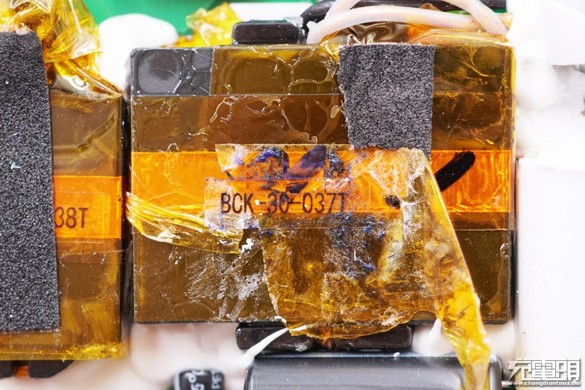 安克氮化镓充电器支持快充,安克氮化镓充电头全家桶