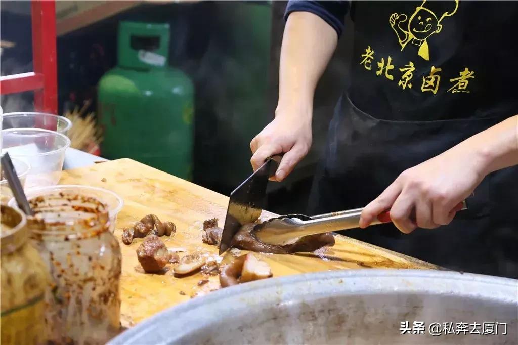 老北京火烧卤煮好吃吗,有多少人喜欢吃老北京卤煮火烧