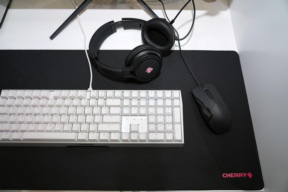 CJ现场直击SG小姐姐都赞不绝口的CherryMX游戏外设