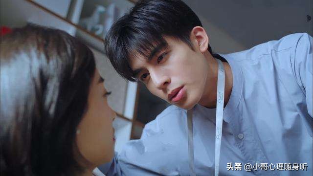 下一站是幸福拥吻,下一站是幸福的接吻片段