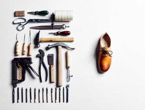 皮鞋不跟脚的处理方法,皮鞋不跟脚怎么办妙招