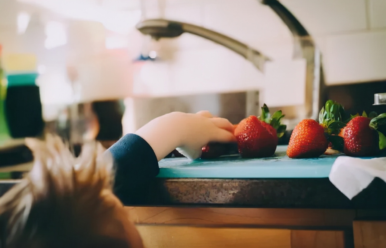 草莓有农药残留对怀孕早期的影响,草莓怎么去除残留农药