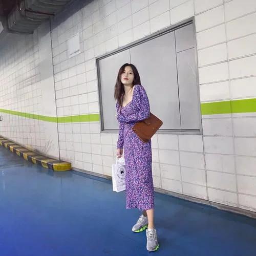 韩国带货女王明星,泫雅现在衣品