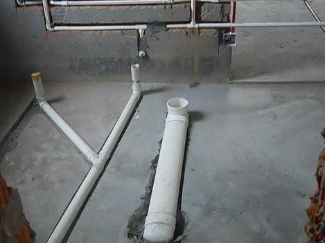 马桶不要随便移位!50岁老师傅良心忠告,要移也得这么做