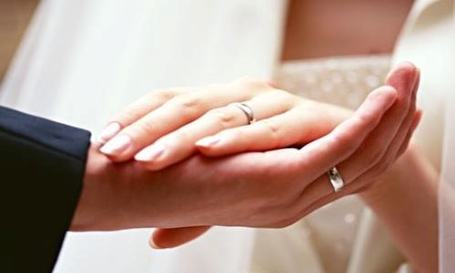 如何嫁个有钱人书籍,怎么样才能嫁个富豪