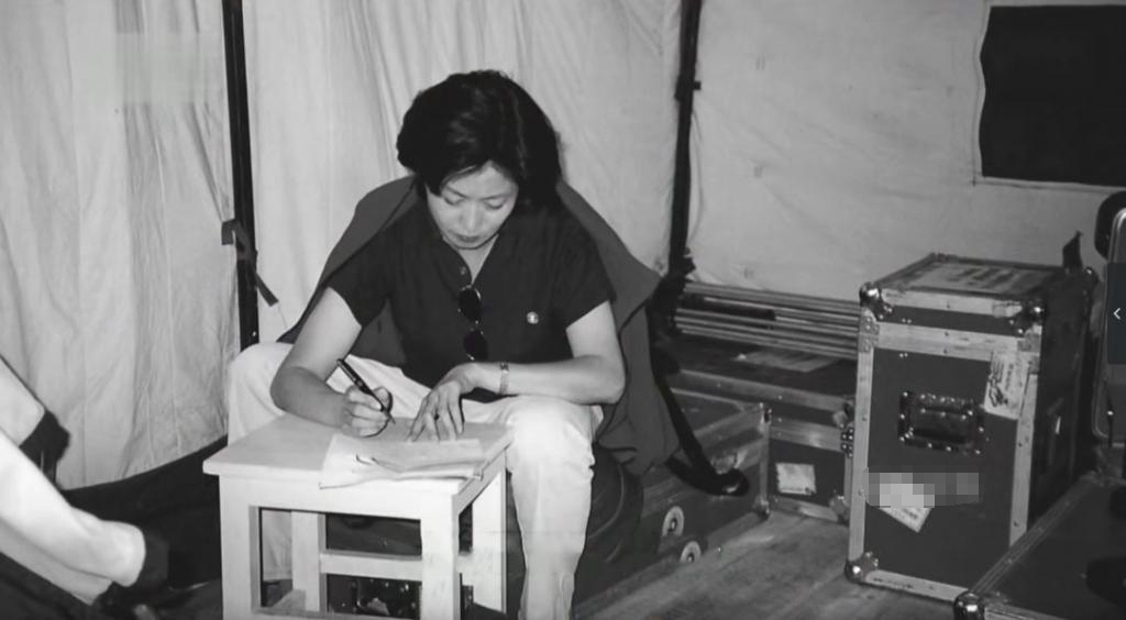 敬一丹董丽娜金话筒,敬一丹最近新消息