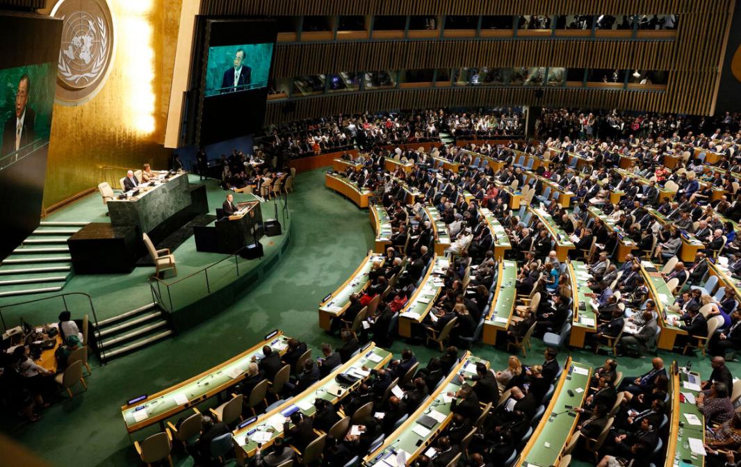 假如有人想用核酸造假发横财，我劝你多读历史