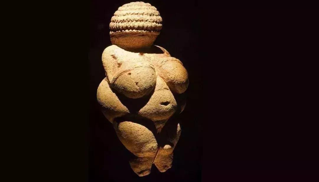 小学生雕刻作品欣赏,小学生优秀的雕塑作品鉴赏