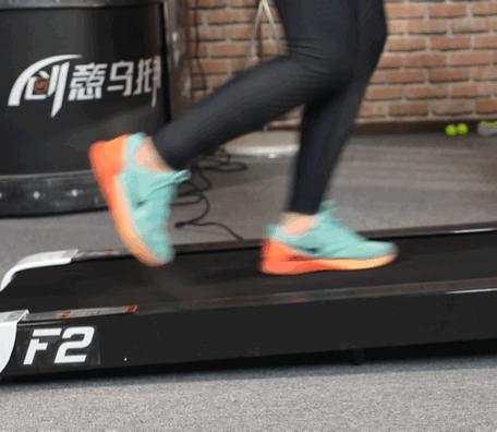 2000元左右跑步机哪个性价比高,2000左右可以看电视的跑步机推荐