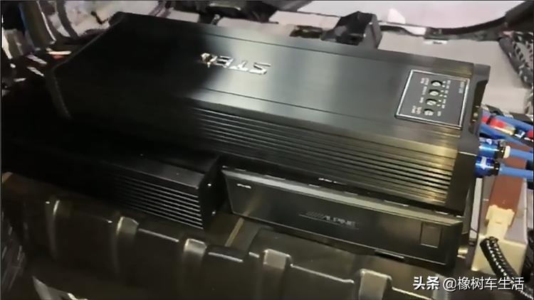 厦门埃尔法音响内饰改装,成都丰田埃尔法音响改装