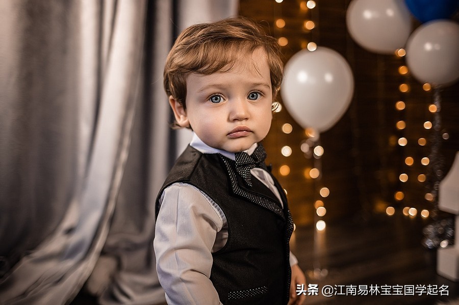 300个含有美好祝福的女孩名字：愿宝宝一生无忧、平安健康