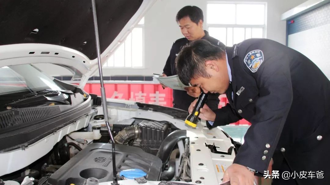 新车12月上牌和1月上牌的区别,新车上牌流程和需要什么资料货车