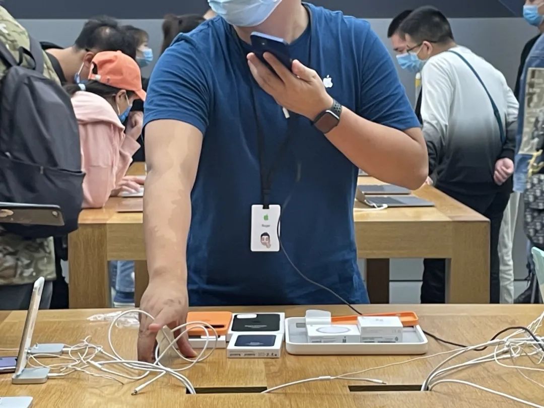 苹果店喊话,喊话苹果店