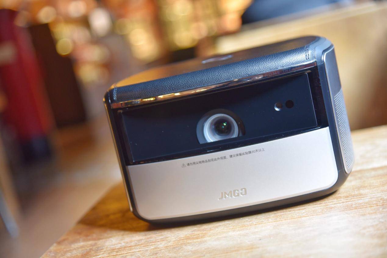 让人眼前一亮的高科技产品,坚果x3投影的测评