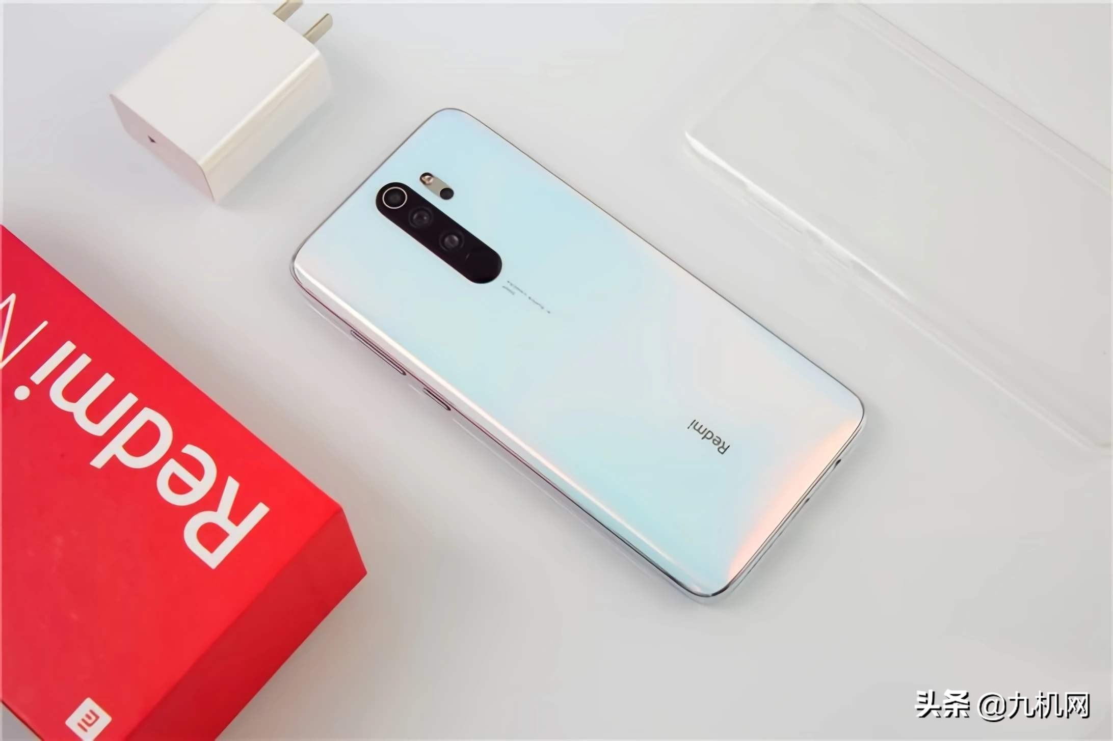 2000元5g手机荣耀小米谁先发布,2500元以下华为哪款手机口碑最好