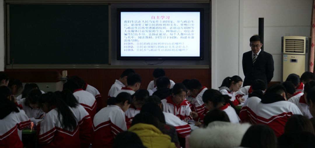 大连市第四十八中学航拍,大连48中学图片