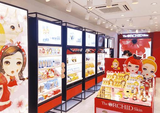 世界顶级手模出镜一次赚4万 (世界最漂亮手模)