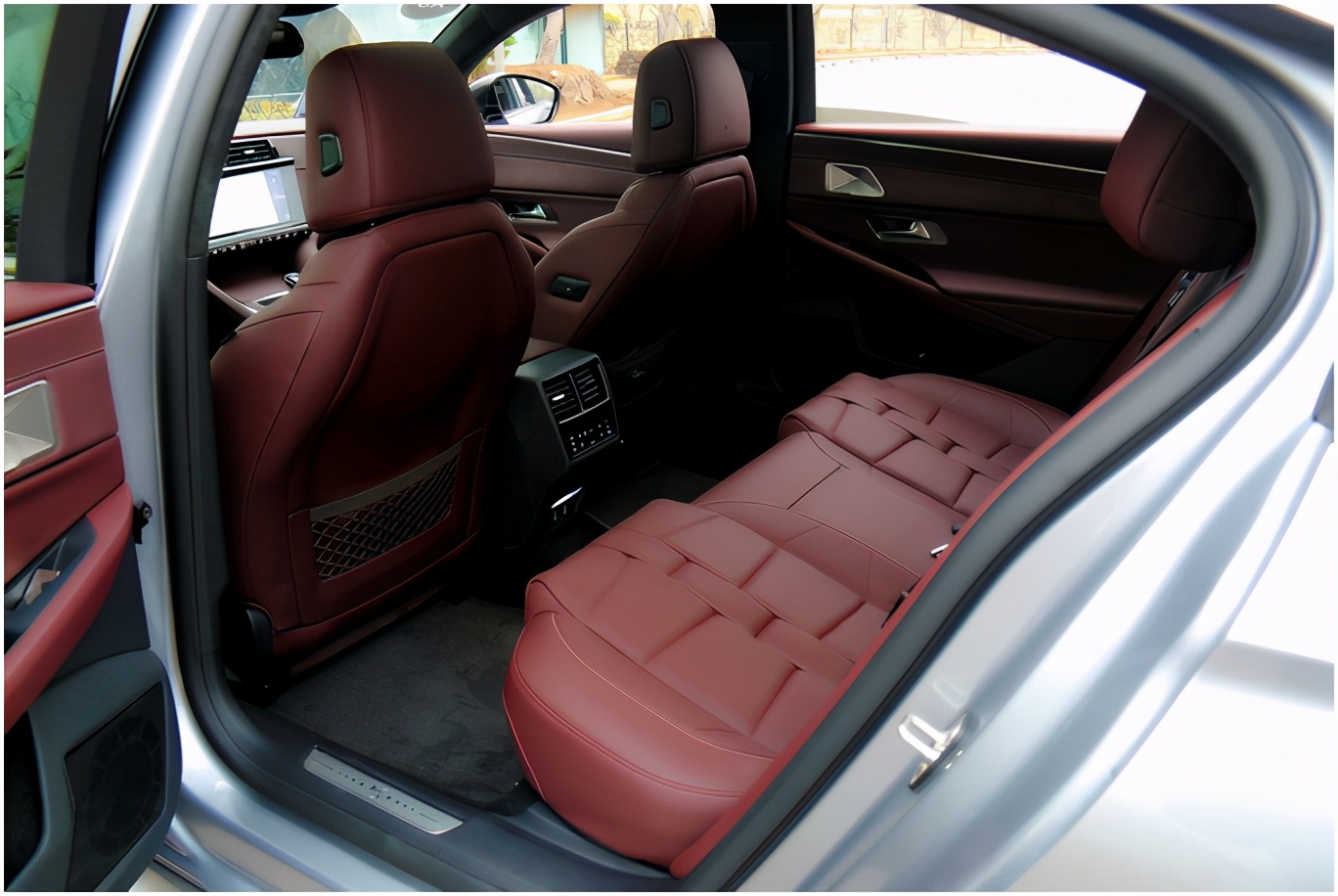 法系旗舰ds9满满的仪式感,法系豪华ds9