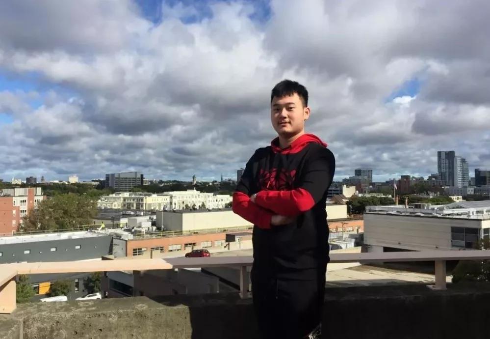 哈佛本科录取江苏省2人，需要哪些学科特长？大陆7位学生简历公布