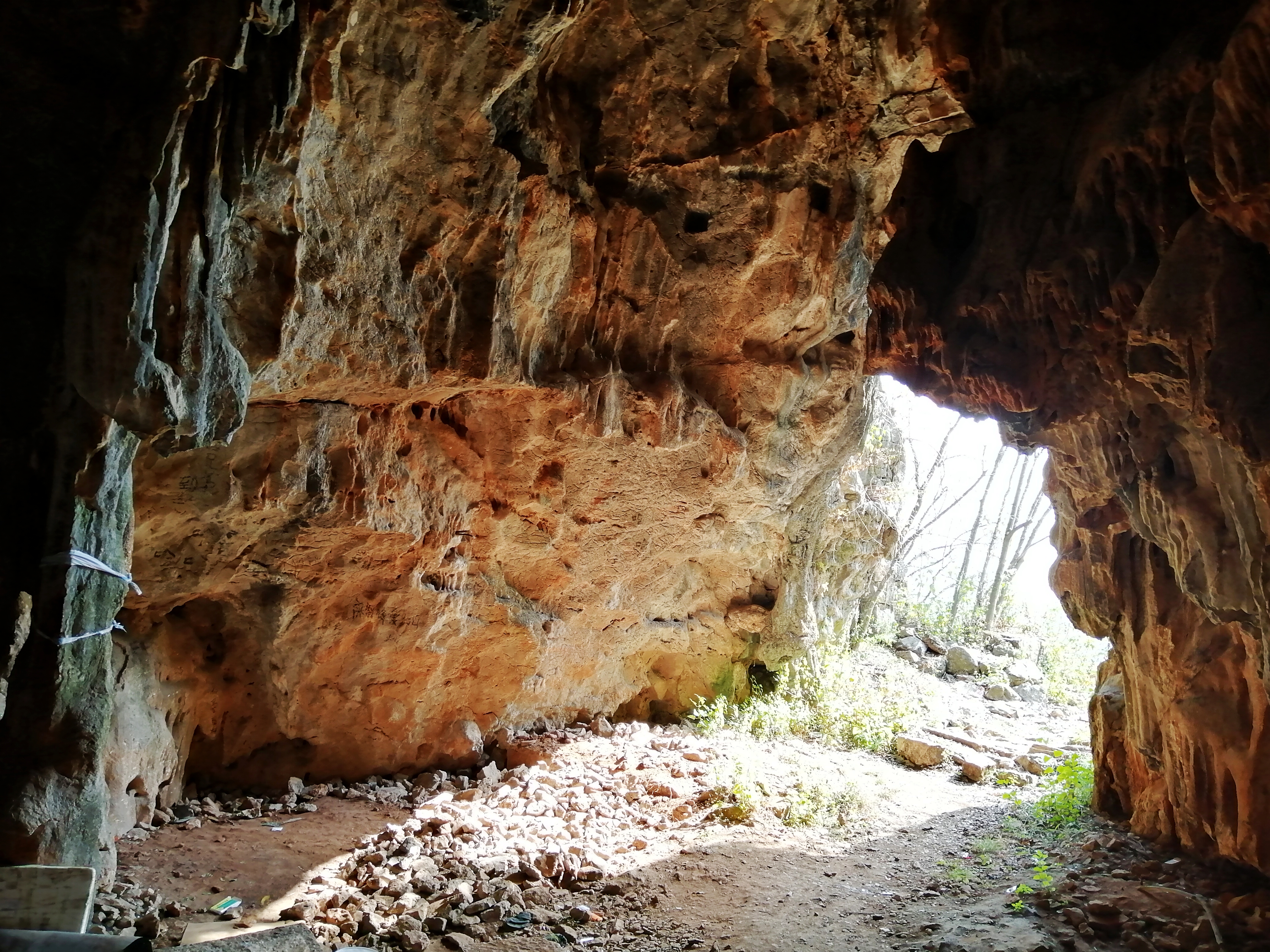 惊喜?悲哀?昆明三环徐霞客探寻过的两个溶洞,还是380年前样子