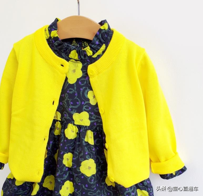 童装秋冬季新款刺绣针织衫,童装韩系风秋装针织