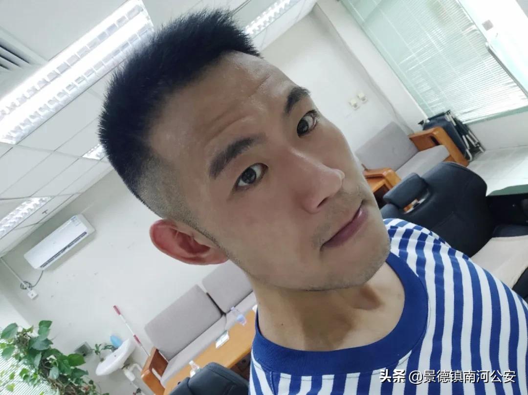 中国军人理发,军人理发全过程