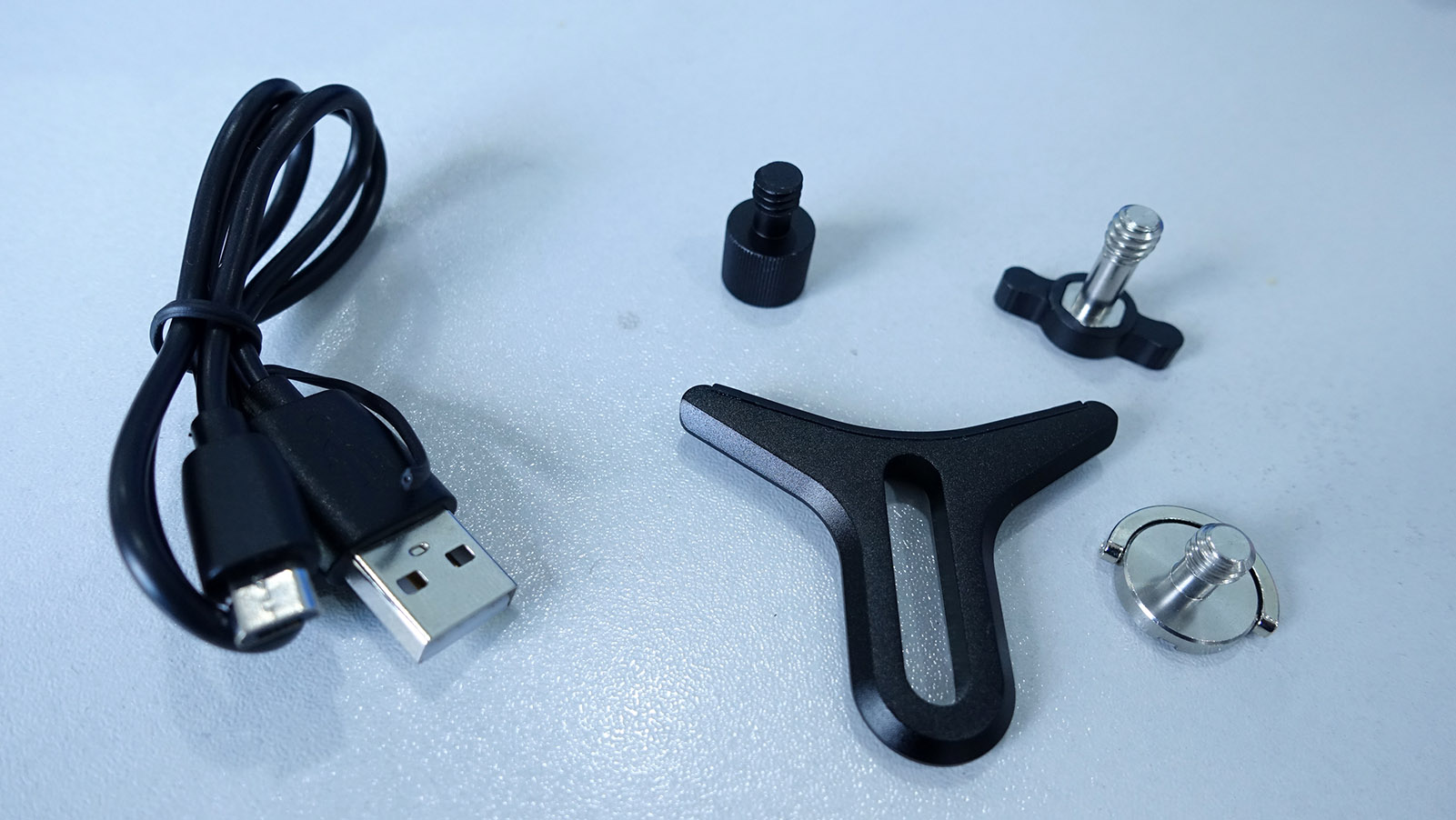 飞宇稳定器干活测评,飞宇稳定器vlogpocket评测视频