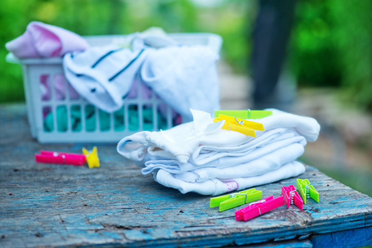 宝宝衣物奶渍去除小妙招,洗奶渍和水果渍用什么最好