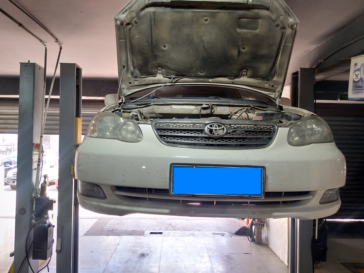 丰田老花冠拆车配件电机和总成,二手丰田花冠车中控配件