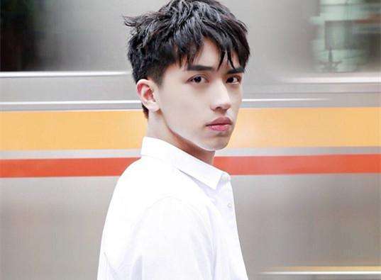 浪漫满屋翻拍中国版杨超越主演,浪漫满屋杨超越宋慧乔