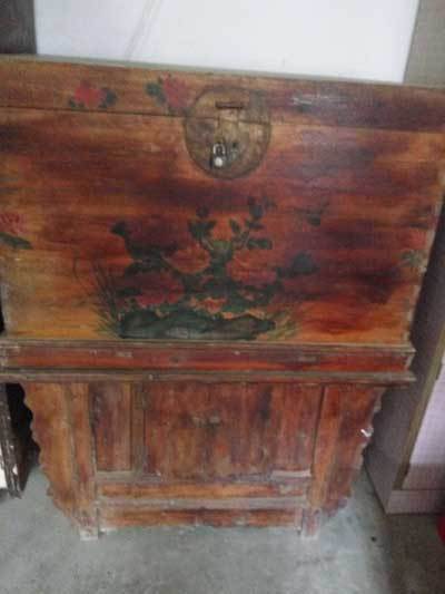 为了能继续生孩子,三嫂的婆婆用铁钩子给她往外扯节育环