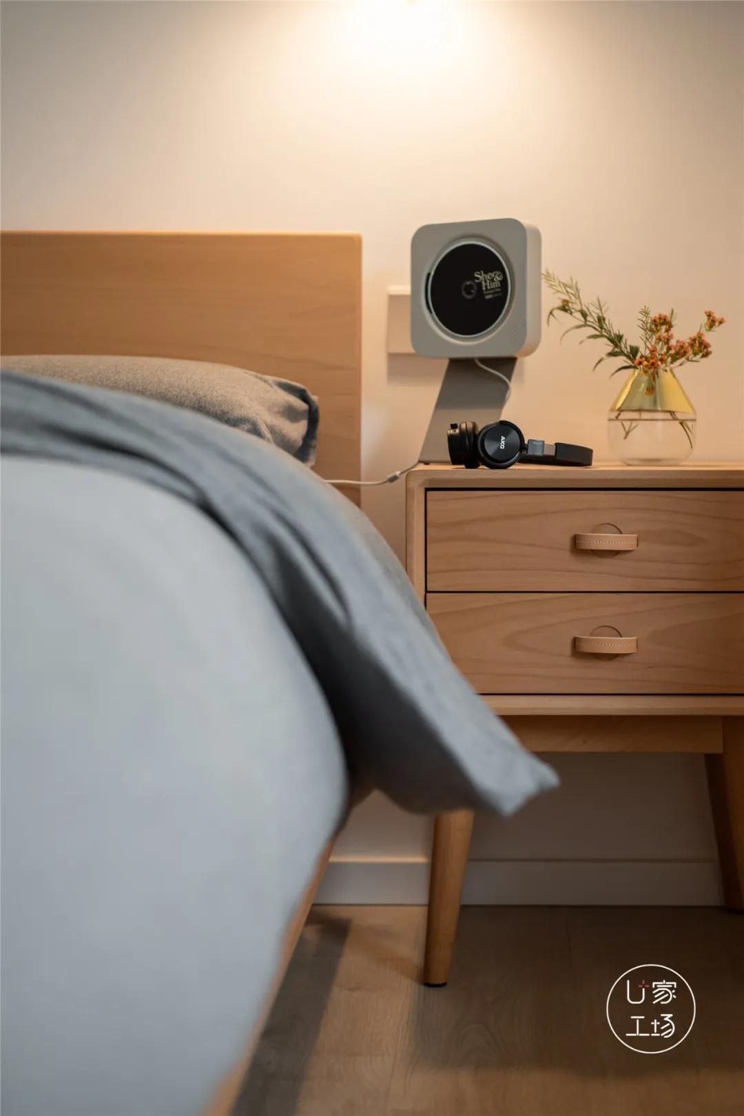 89㎡出租屋“变身”日式极简美宅，无主灯+藤编原木，玩出新花样