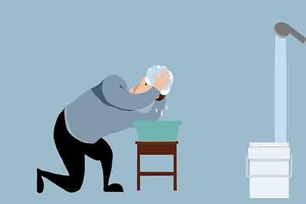 头皮痒指甲抠有白色的泥,一抓头皮指甲里就有白泥怎么办