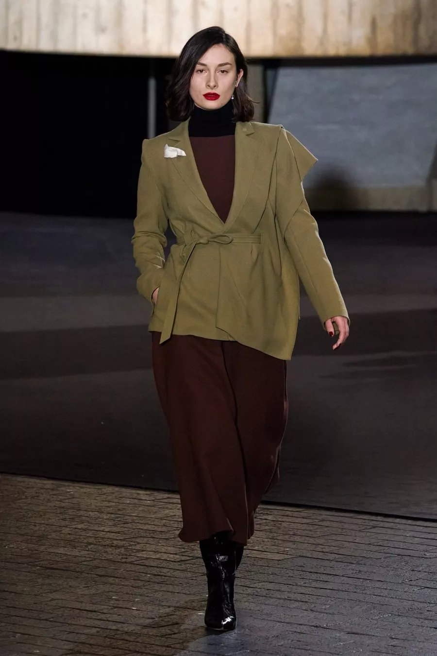 2019伦敦时装周时髦的冬天穿搭,2020年伦敦时装周视频