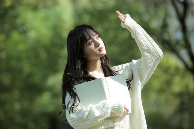 拍照有哪些好看的pose,学会这十个pose怎么拍照都好看