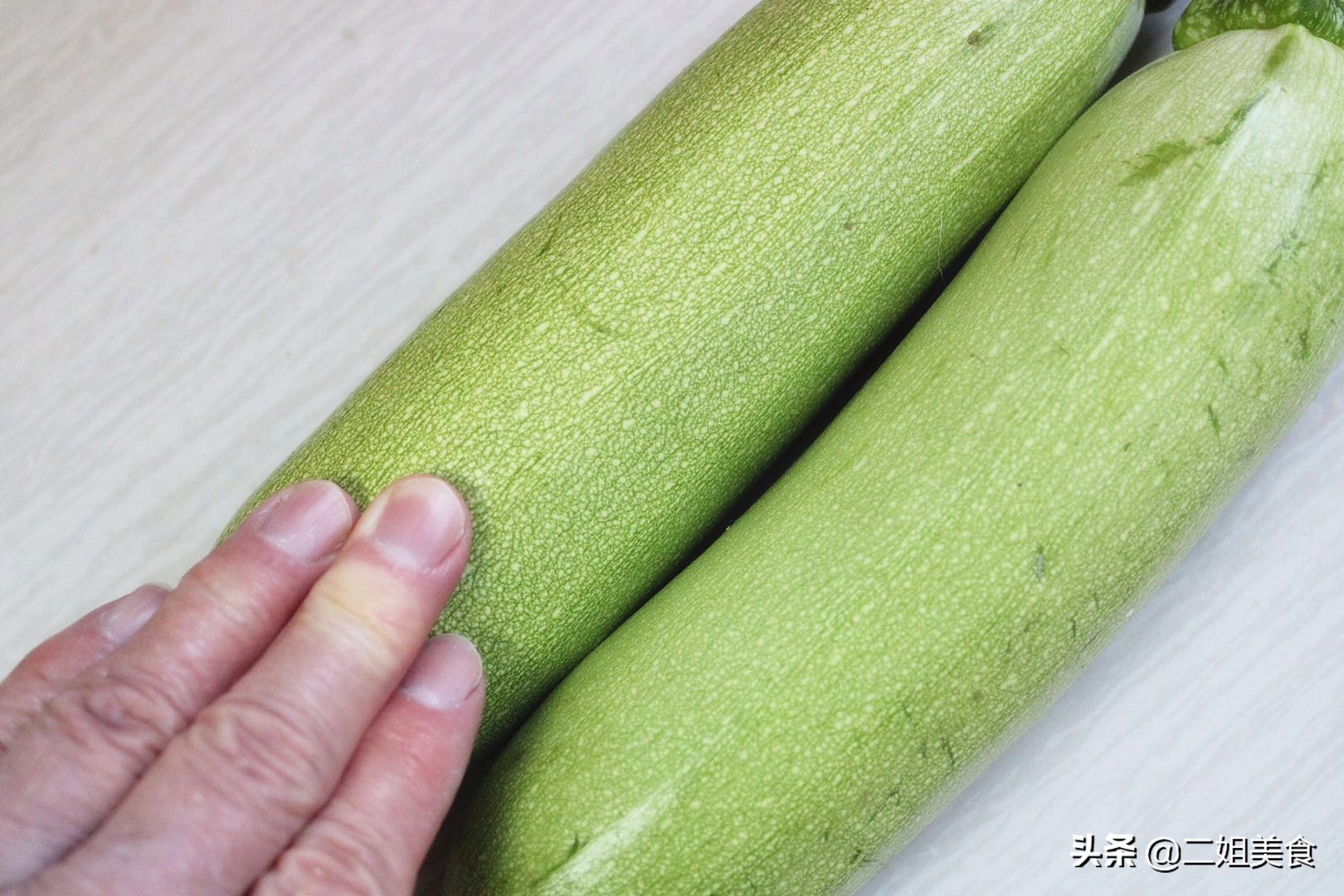 西葫芦买什么样的好,去超市买西葫芦怎么选